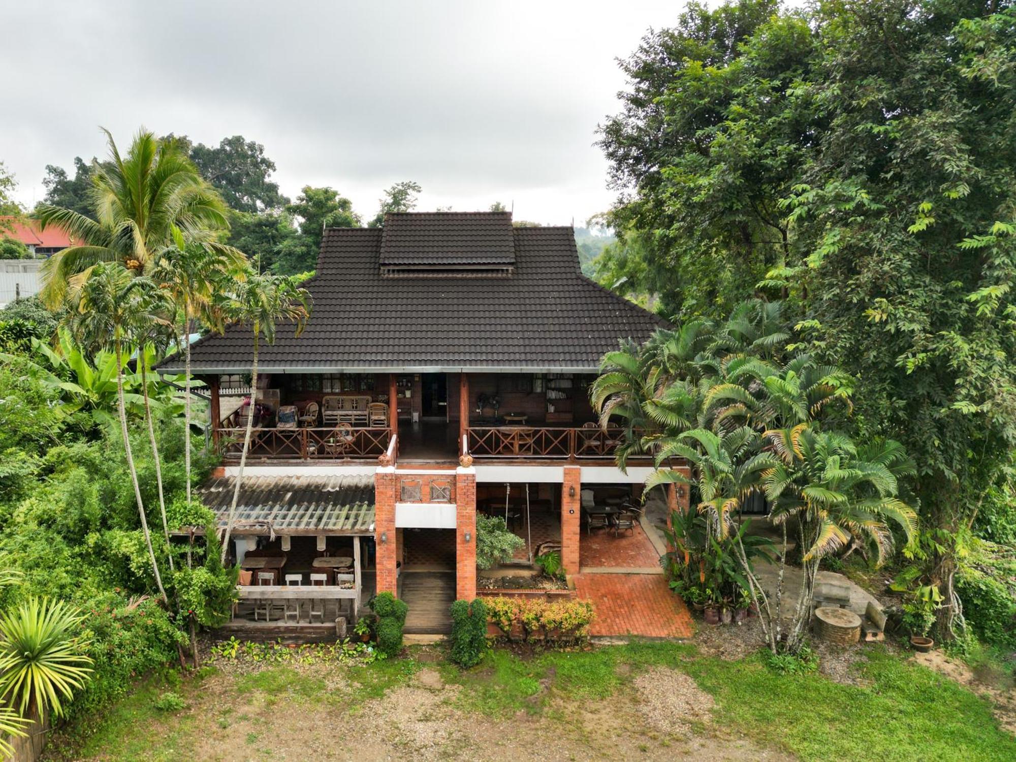 Ashi Guesthouse Chiangdao Csiangdau Kültér fotó